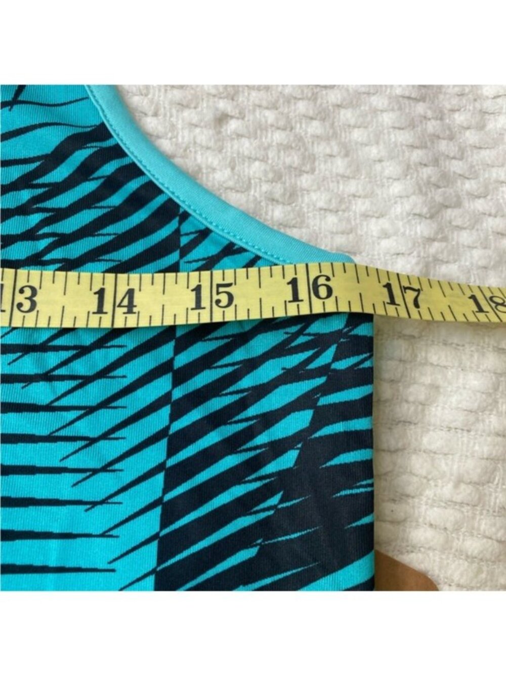 New! Reebok Women's Blue & Black Racerback Tank Top Size M Slim Fit - Picture 5 of 7